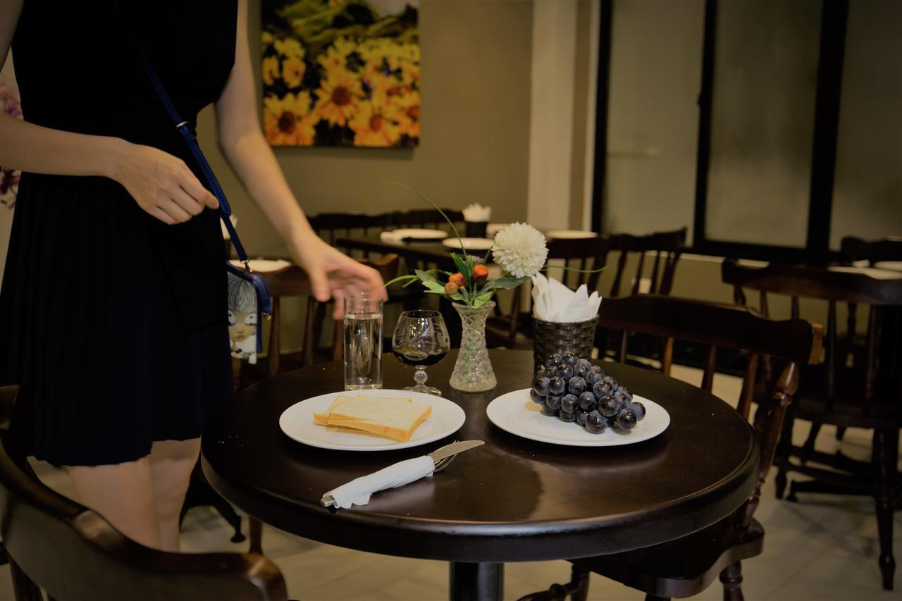 My Linh Hotel Hanoi Exterior foto